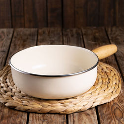 Close-up of empty bowls on table