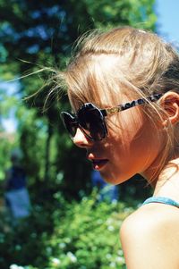 Portrait of woman wearing sunglasses