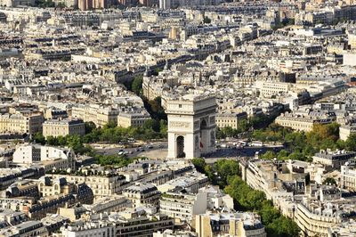 Aerial view of arc de triomphe and cityscape