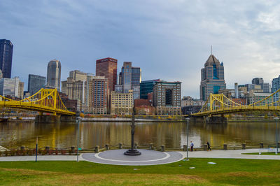 Bridges of pittsburgh across the allegheny river 