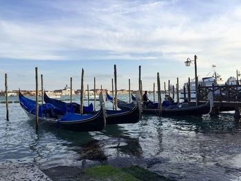 Venice, gondolas to choose