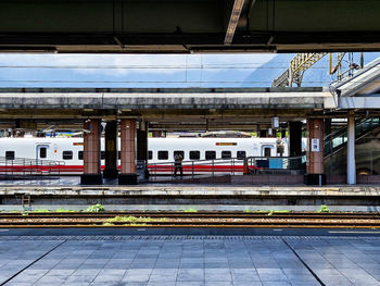 train station