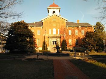Building with trees in background