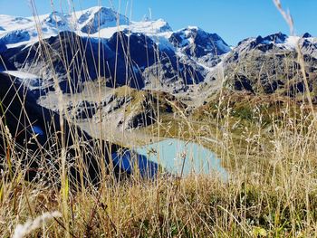 Panoramic view of lake and mountains against sky