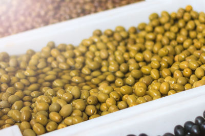 Close-up of green peas