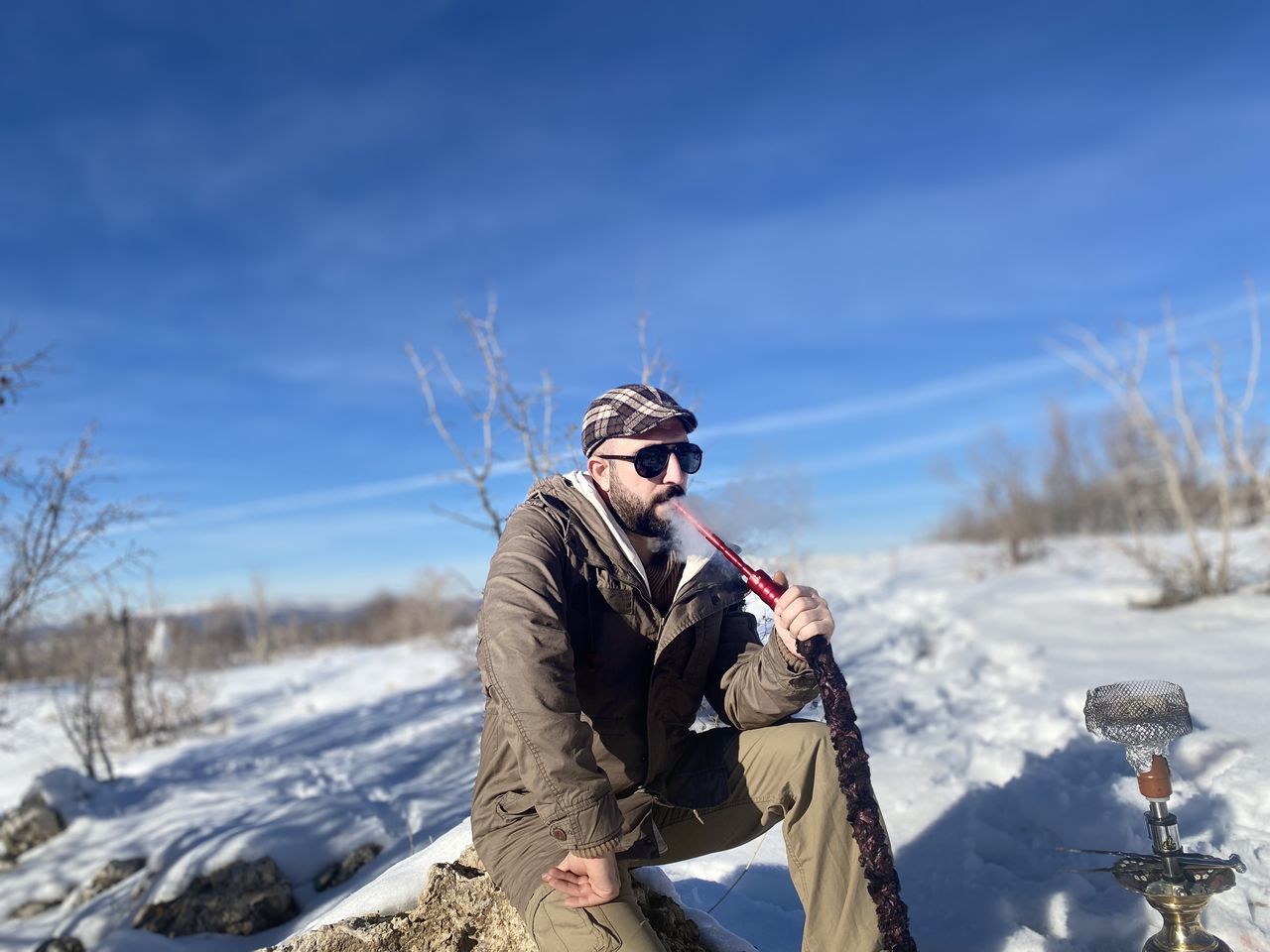 Hookah time in nature HOOKHA Hookhah Shishatime Nergila Outdoor Play Equipment Me Kurdish Kurdistan Nature Gara Mountain Nature Photography Winter Snow Cold Temperature Clothing One Person Nature Day Sky Weapon Holding Leisure Activity Real People Land Warm Clothing Lifestyles Hunter Outdoors Gun