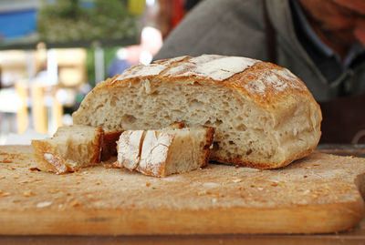 Close-up of bread on cutting board