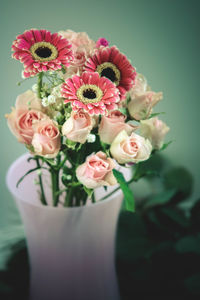 Close-up of pink flowers in vase