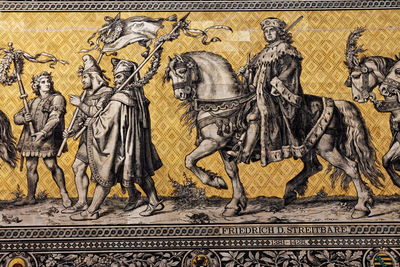 Graffiti on wall of building