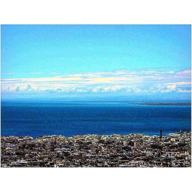 sea, transfer print, horizon over water, scenics, auto post production filter, water, tranquil scene, blue, tranquility, sky, beauty in nature, nature, seascape, idyllic, ocean, coastline, beach, outdoors, copy space, cloud - sky