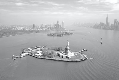 Aerial view of the statue of liberty 