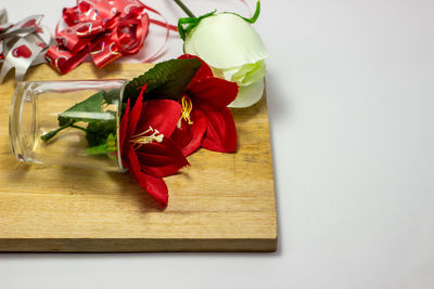 High angle view of roses on table