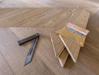 A high-quality parquet floor is laid.