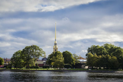 Peter and paul cathedral on hare island in the neva river. st. petersburg, russia