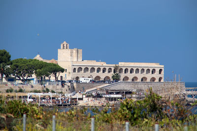 Buildings in city