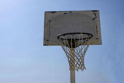 Game of the outdoor basket