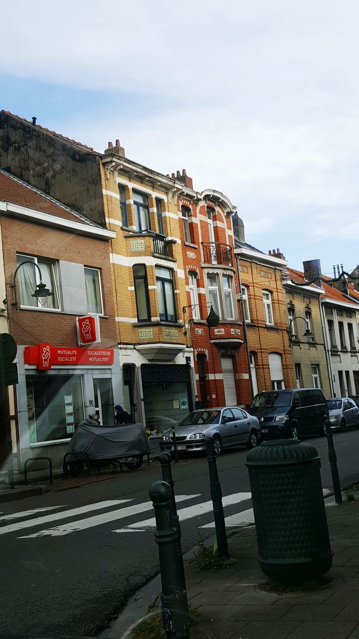 VIEW OF BUILDING AGAINST SKY