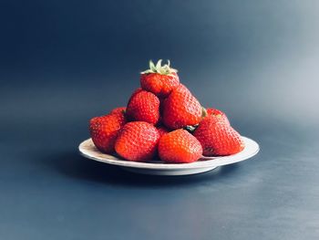 Close-up of strawberries in bowl