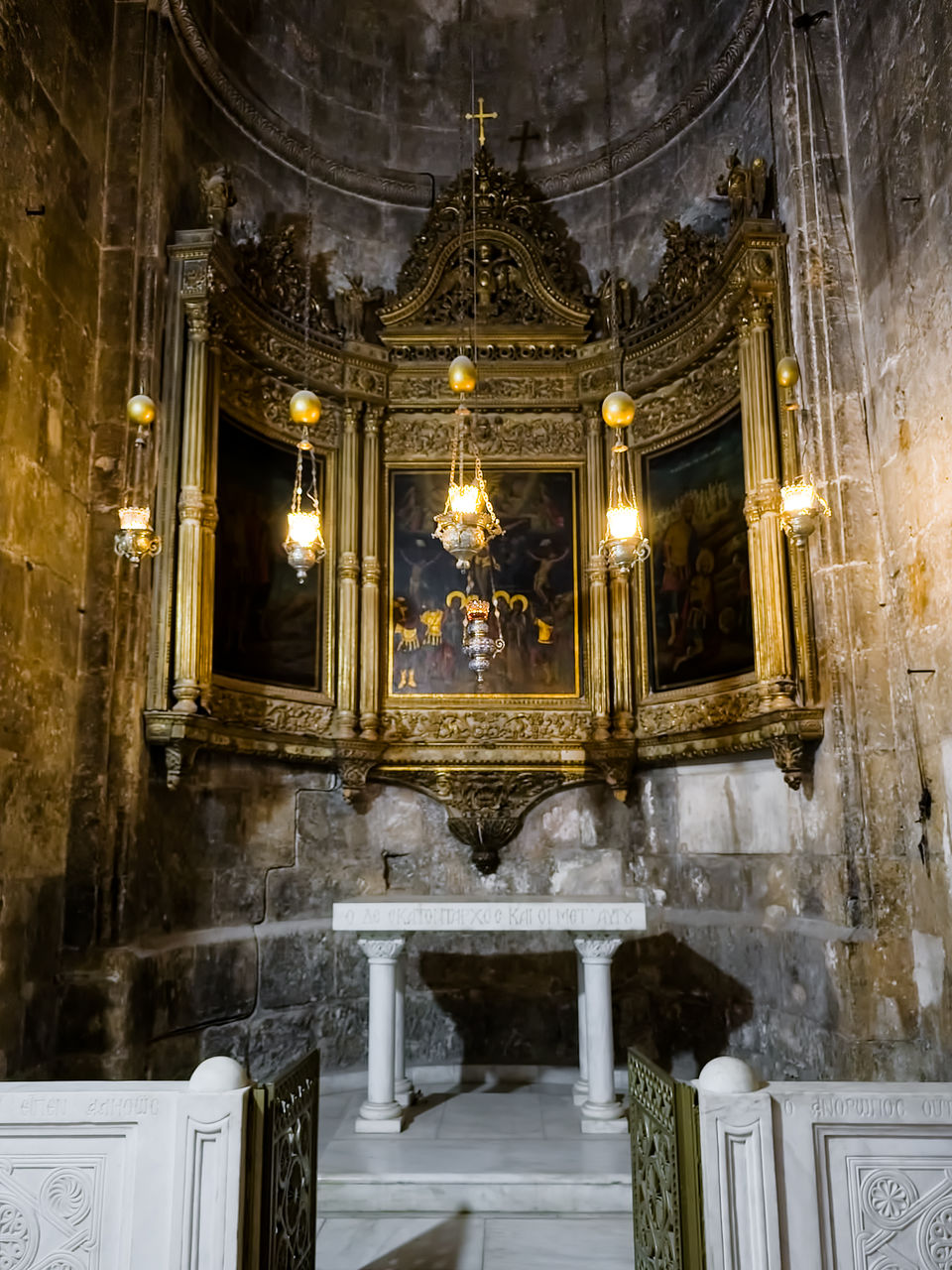 architecture, built structure, indoors, building, religion, wealth, place of worship, no people, belief, luxury, history, palace, candle, the past, gold, lighting equipment, travel destinations, ornate, ancient history, spirituality, arts culture and entertainment, altar, mansion