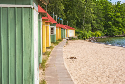 Idyllic cabins on a sand beach