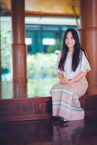 Portrait of a smiling young woman