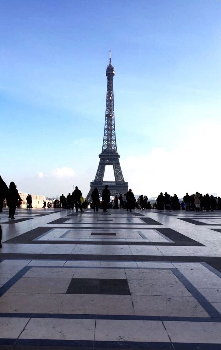 VIEW OF MONUMENT AGAINST SKY