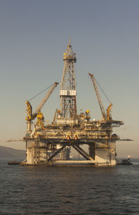 Marine oil extraction platform in guanabara bay, rio de janeir, brazil