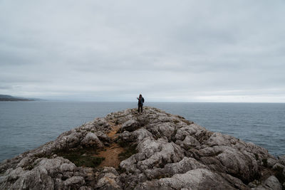 My sister with the horizon