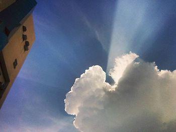 Low angle view of cloudy sky