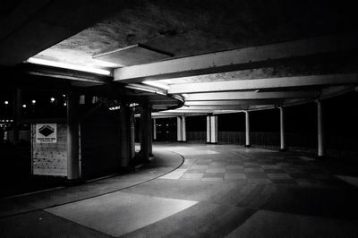 Illuminated corridor