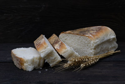Close-up of bread on cutting board