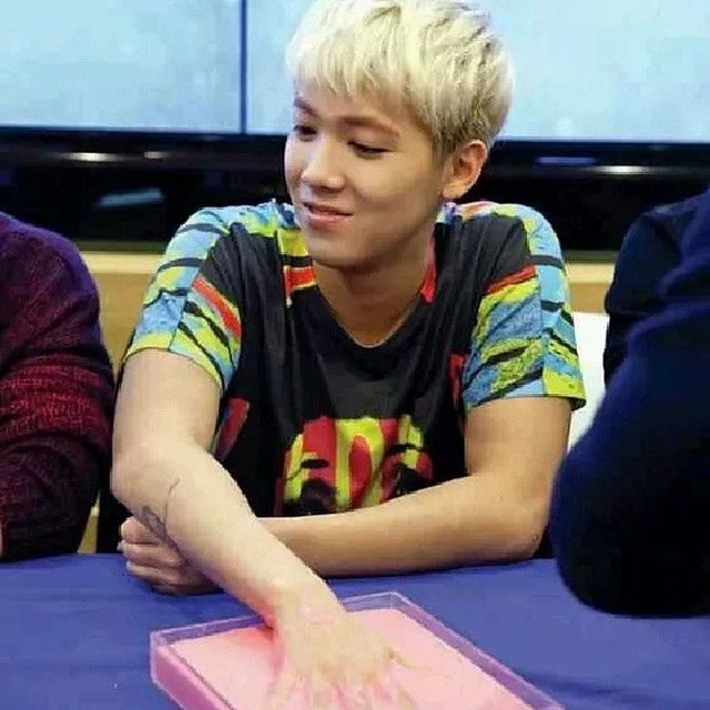 Skullhong12