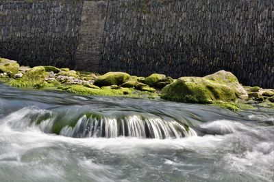 Water motion on the river