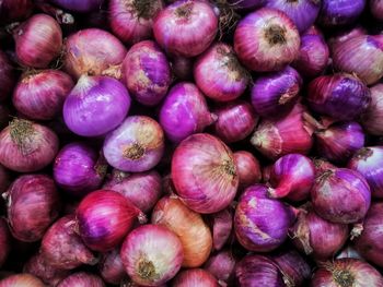 Full frame shot of onions