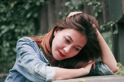 Portrait of smiling young woman