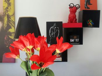 Close-up of red flowers