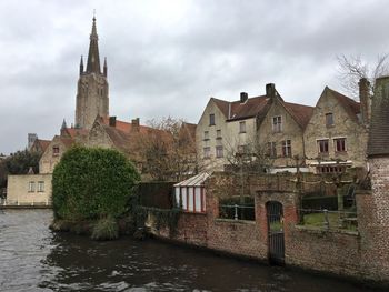 Rozenhoedkaai quay of the rosary