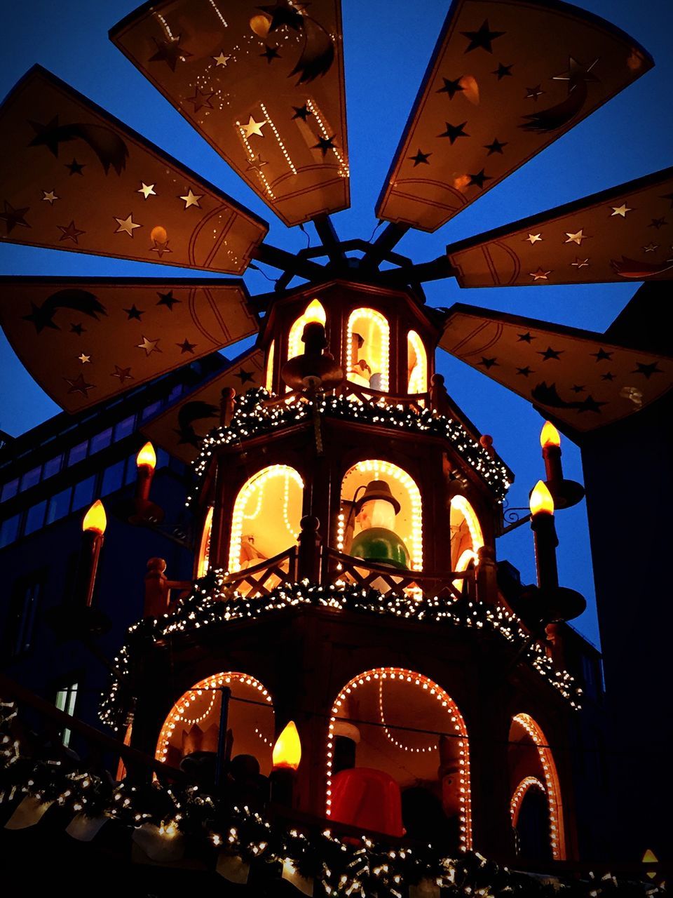 architecture, built structure, building exterior, illuminated, low angle view, night, famous place, travel destinations, clear sky, religion, travel, city, history, arch, church, cathedral, place of worship, capital cities, tourism