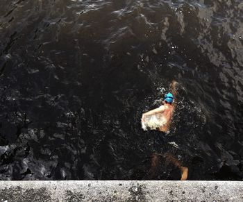 Man swimming underwater