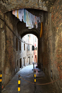 Narrow alley in alley