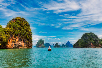 Scenic view of bay against sky