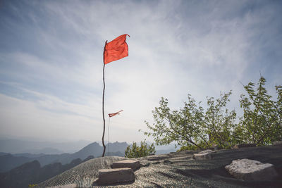 Red flag on great wall of china