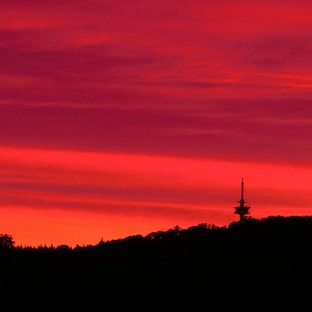 sunset, silhouette, orange color, scenics, beauty in nature, sky, tranquil scene, tranquility, idyllic, nature, dramatic sky, landscape, tree, cloud - sky, red, romantic sky, outdoors, cloud, no people, majestic