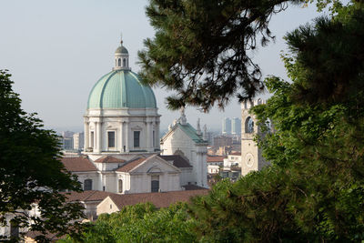 Buildings in city