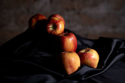 Close-up of apples on table