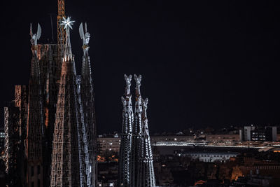 Night view of the la sagrada familia cathedral. impressive cathedral