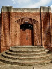 Fountain in front of building