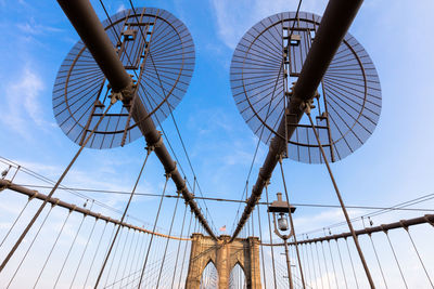 Low angle view of brookyln bridge against sky