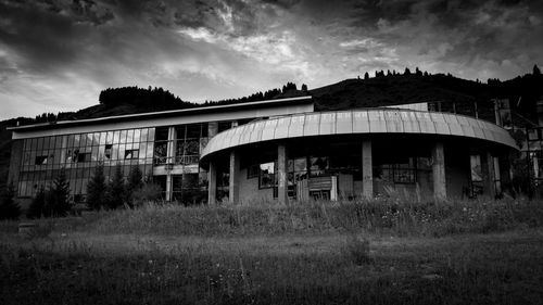 Abandoned building against sky