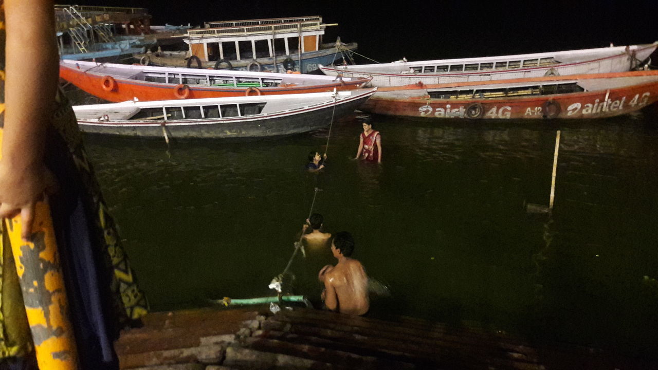 VIEW OF BOATS MOORED IN WATER